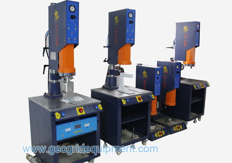 Cabinet-type Ultrasonic Plastic Welding Machine